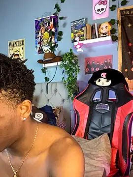 Snapshot of patrick__evans chatting on 11-19-25, 04:56 patrick evans online show from 11-19-25, 04:56