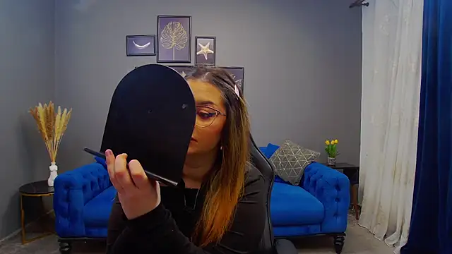 Katewalker  online show from 01-10-25, 06:06