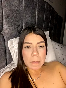 Snapshot of martina_contreras chatting on 12-04-25, 09:07 martina contreras online show from 12-04-25, 09:07