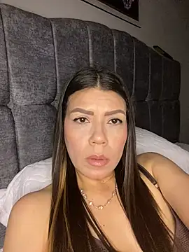 martina contreras online show from 02-22-26, 06:13