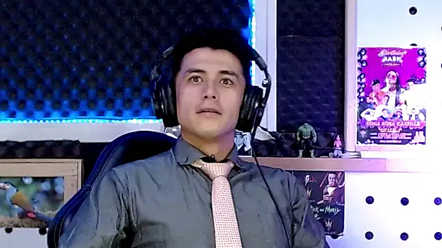 Darko0717 online show from 01-16-25, 01:27