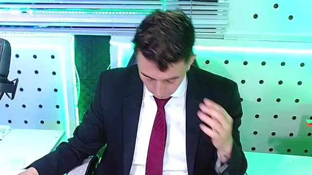 Darko0717 online show from 12-19-25, 08:27