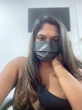 Snapshot of Black_Beauty997 chatting on 02-18-25, 05:10 Black Beauty997 online show from 02-18-25, 05:10