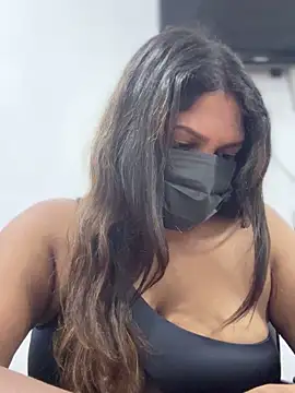 Snapshot of Black_Beauty997 chatting on 03-02-25, 03:16 Black Beauty997 online show from 03-02-25, 03:16