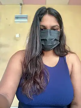 Snapshot of Black_Beauty997 chatting on 03-17-25, 05:45 Black Beauty997 online show from 03-17-25, 05:45