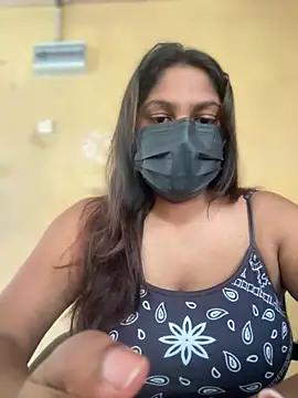 Snapshot of Black_Beauty997 chatting on 03-18-25, 07:30 Black Beauty997 online show from 03-18-25, 07:30