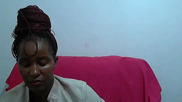sluttylaura21 online show from 02-18-25, 04:37