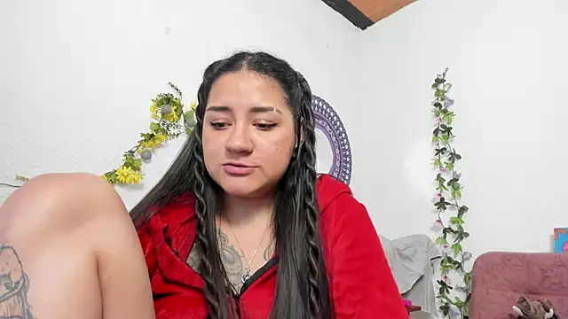 Hanna moore1 online show from 01-22-25, 09:43