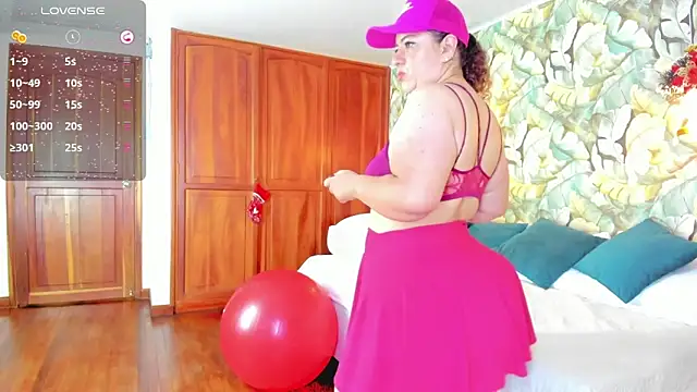 PamelaRizzoo online show from 12-21-24, 03:20