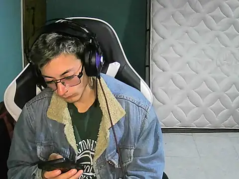 Jughead 16 online show from 09-27-25, 01:54