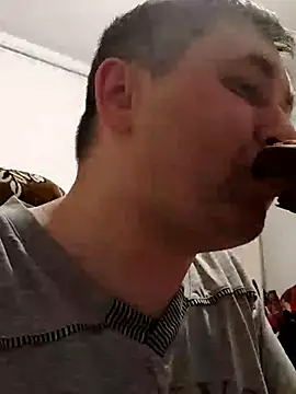 Snapshot of tores992 chatting on 03-11-25, 09:37 tores992 online show from 03-11-25, 09:37