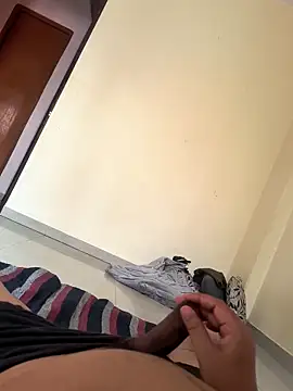 rajstrip12650 online show from 02-08-26, 05:11