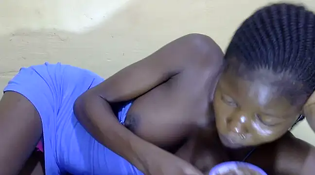 Snapshot of Slender-simple1 chatting on 01-27-25, 02:24 Slender-simple1 online show from 01-27-25, 02:24