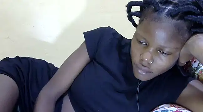 Snapshot of Slender-simple1 chatting on 02-03-25, 06:56 Slender-simple1 online show from 02-03-25, 06:56