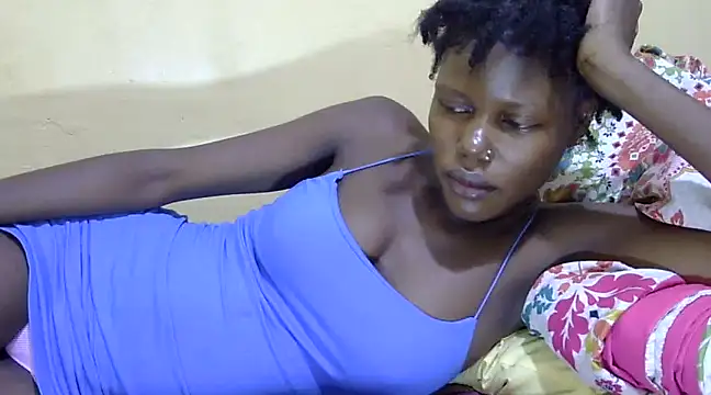 Snapshot of Slender-simple1 chatting on 03-04-25, 11:51 Slender-simple1 online show from 03-04-25, 11:51