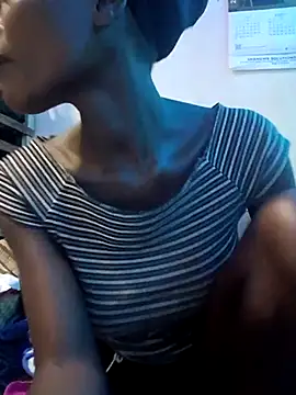 Snapshot of Slender-simple1 chatting on 09-25-25, 03:49 Slender-simple1 online show from 09-25-25, 03:49