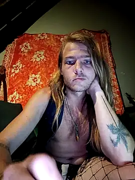 Snapshot of Salted_Playday chatting on 11-04-25, 01:38 Salted Playday online show from 11-04-25, 01:38