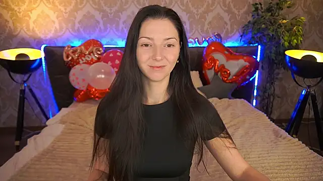 EmilyHalls online show from 02-15-25, 07:06