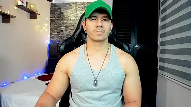 Snapshot of ransoj chatting on 12-17-24, 01:07 ransoj online show from 12-17-24, 01:07