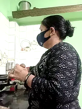 Snapshot of sematomar chatting on 01-27-25, 04:43 sematomar online show from 01-27-25, 04:43