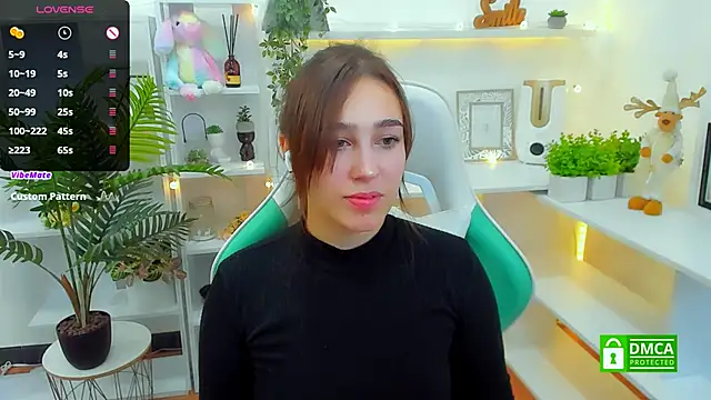  Eliizabeth  online show from 01-26-25, 10:46