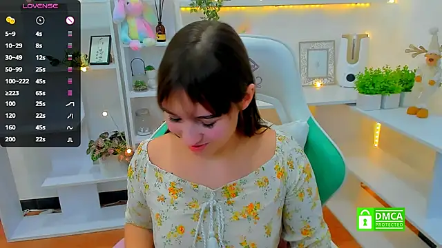  Eliizabeth  online show from 02-11-25, 01:41