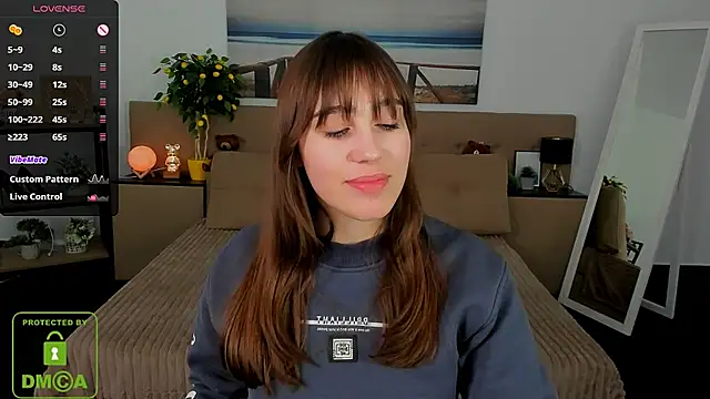  Eliizabeth  online show from 03-12-25, 11:01