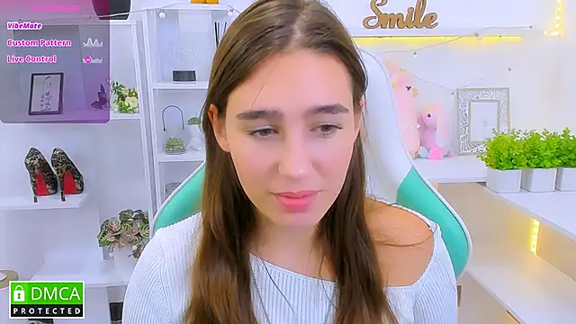  Eliizabeth  online show from 09-08-25, 09:25