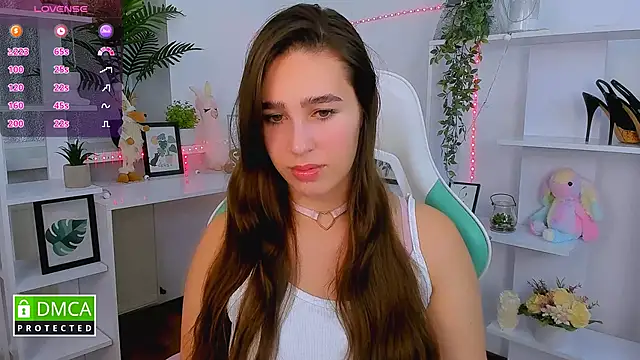  Eliizabeth  online show from 10-17-25, 08:44