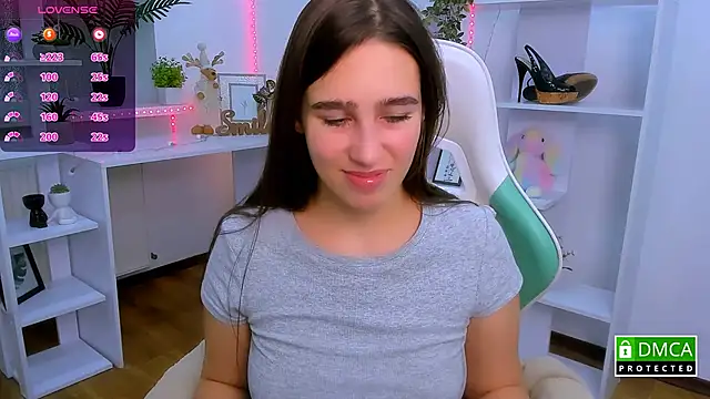  Eliizabeth  online show from 11-24-25, 10:09