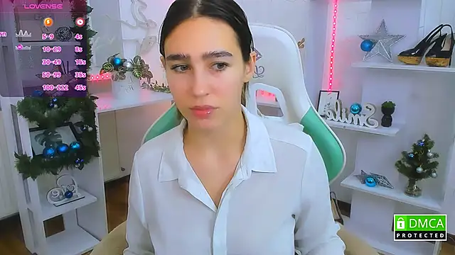  Eliizabeth  online show from 12-20-25, 10:06