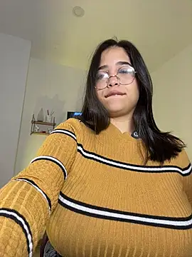 tati reyess online show from 11-28-25, 12:30