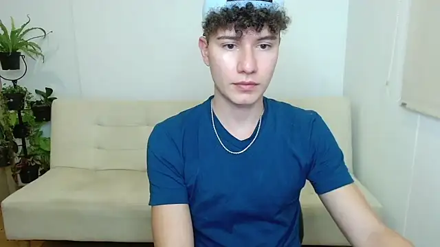 Snapshot of adrian_morelly chatting on 11-14-25, 08:18 adrian morelly online show from 11-14-25, 08:18