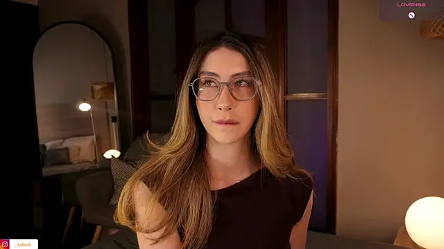 lua ferch   online show from 01-10-26, 01:02