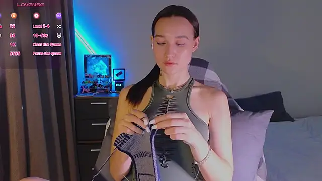 Snapshot of shey1i chatting on 11-08-25, 01:00 shey1i online show from 11-08-25, 01:00