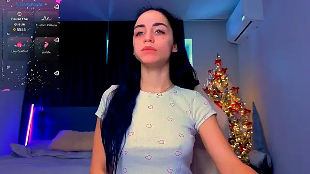 Snapshot of Kemi__Jordan chatting on 01-17-26, 07:13 Kemi Jordan online show from 01-17-26, 07:13