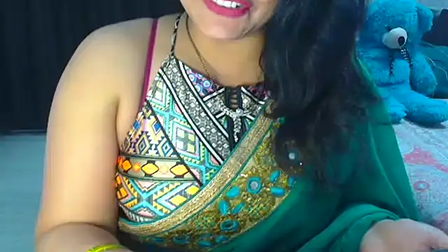 Snapshot of Maria_55 chatting on 01-07-25, 09:40 Maria 55 online show from 01-07-25, 09:40