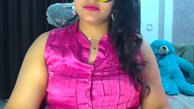 Snapshot of Maria_55 chatting on 02-08-25, 09:46 Maria 55 online show from 02-08-25, 09:46