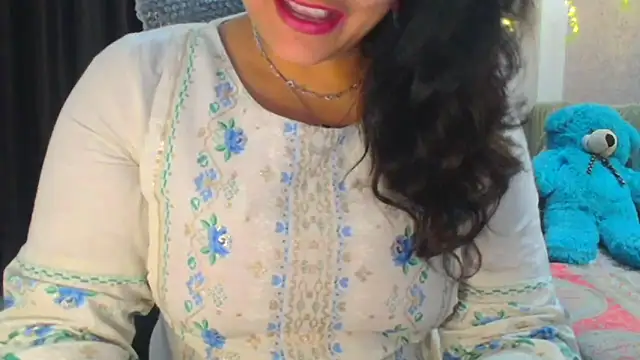 Snapshot of Maria_55 chatting on 02-28-25, 06:21 Maria 55 online show from 02-28-25, 06:21