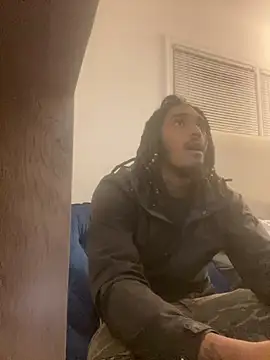 Snapshot of BD2LONG chatting on 02-23-25, 11:47 BD2LONG online show from 02-23-25, 11:47