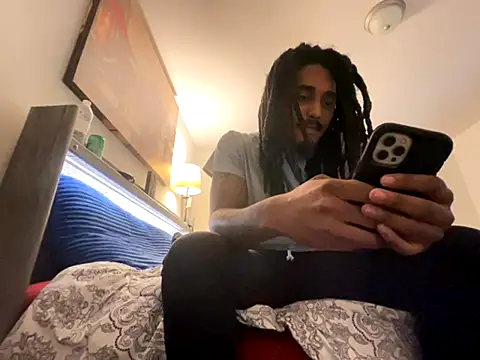 Snapshot of BD2LONG chatting on 10-31-25, 05:52 BD2LONG online show from 10-31-25, 05:52