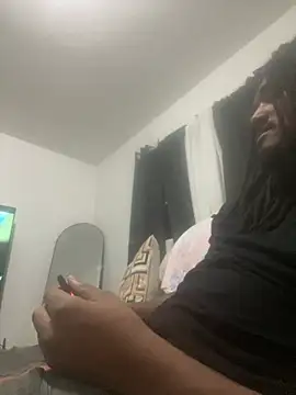 Snapshot of BD2LONG chatting on 01-17-26, 06:07 BD2LONG online show from 01-17-26, 06:07