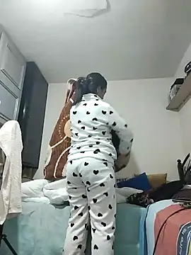 lolo890 online show from 12-19-25, 02:35