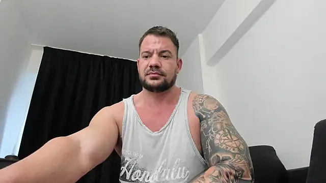 musclemonster31 online show from 03-01-25, 11:50