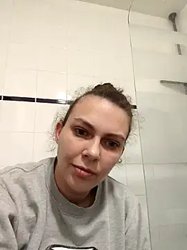 Snapshot of LEAsquirt91 chatting on 01-25-25, 06:46 LEAsquirt91 online show from 01-25-25, 06:46