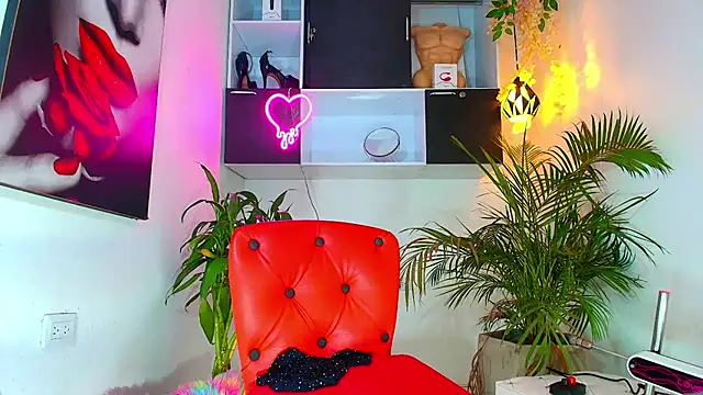 SQUIRT4UMEGAN online show from 02-04-25, 04:08