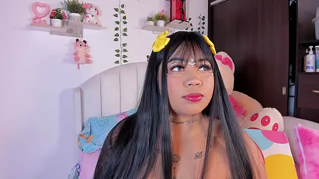 Emily restrepo online show from 04-03-26, 05:49