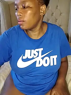 Snapshot of makaviwe chatting on 01-18-25, 04:48 makaviwe online show from 01-18-25, 04:48