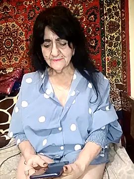 Lovely Lori online show from 11-28-25, 06:32