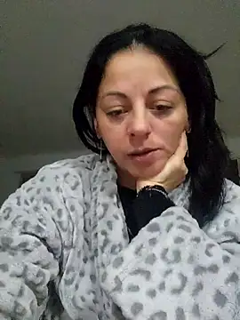 bruneta sexy23 online show from 01-06-26, 03:54